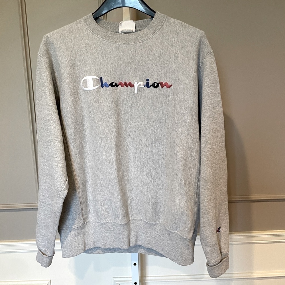 Champion Reverse Weave Crewneck Medium Sweatshirt Embroidered Gray Retro